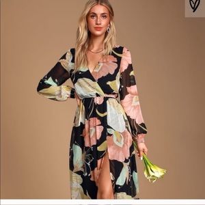Lulu's floral Maxi dress with slit NWOT